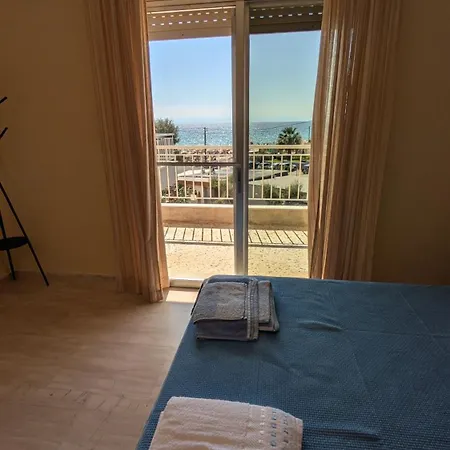 Lägenhet Beachfront Nea Moudhania