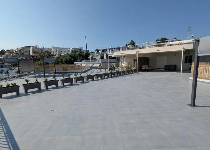 Beachfront Apartment *
